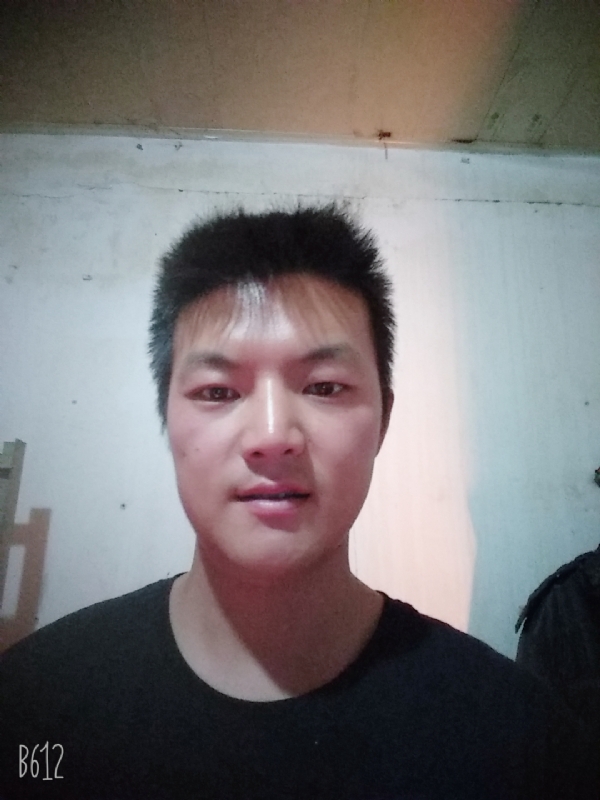 风轻云淡的第一张照片--石狮交友网