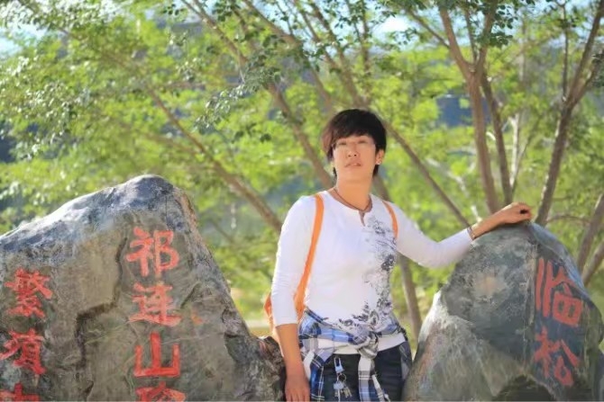 弱水河边青春草的第一张照片--石狮交友网