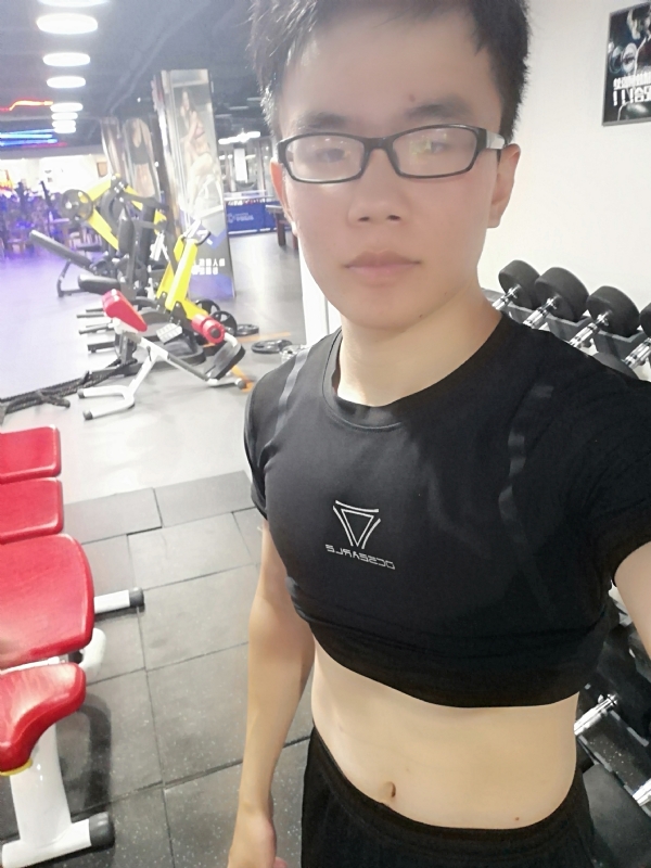 石榴裙下的第一张照片--石狮交友网