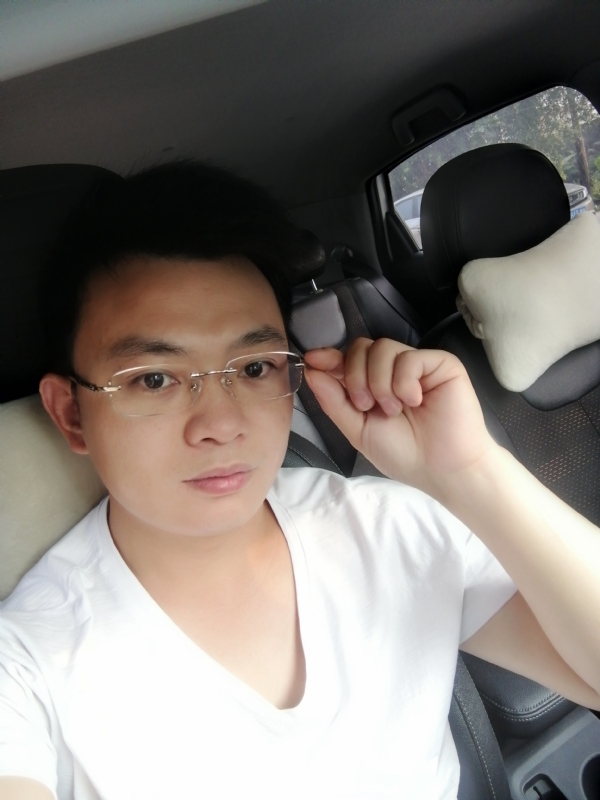幸福的拥抱的第二张照片--石狮交友网