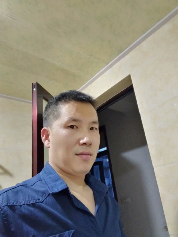 余生搀扶走的第一张照片--石狮交友网
