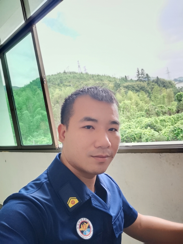 期待未来的第一张照片--石狮交友网