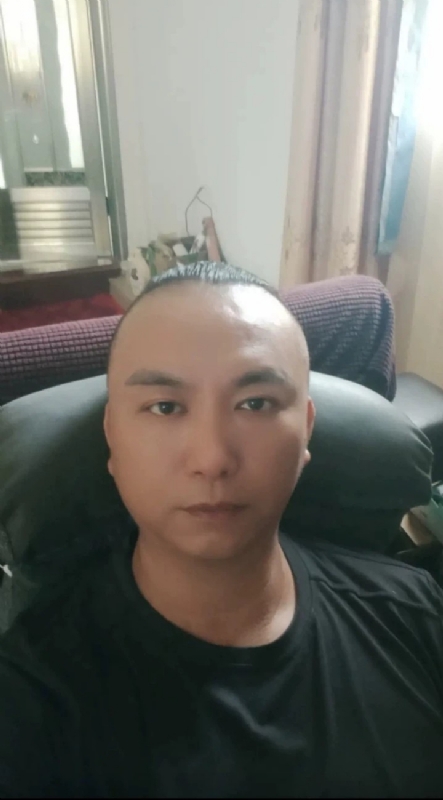 施逸森的第一张照片--石狮交友网