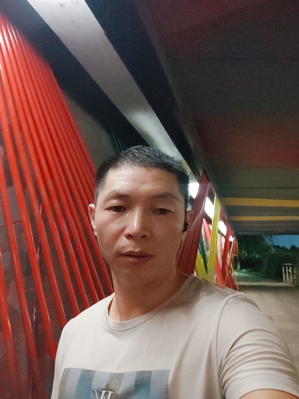 夜猫的第一张照片--石狮交友网