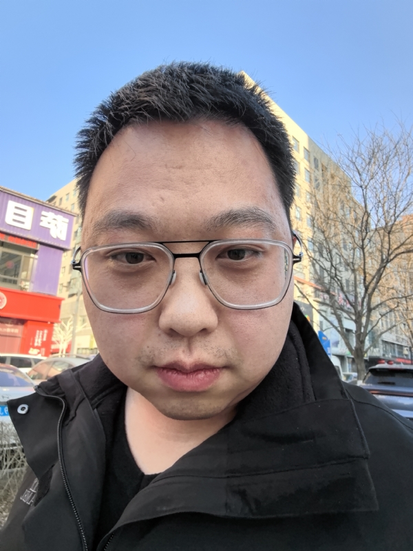 宋哲的第一张照片--石狮交友网